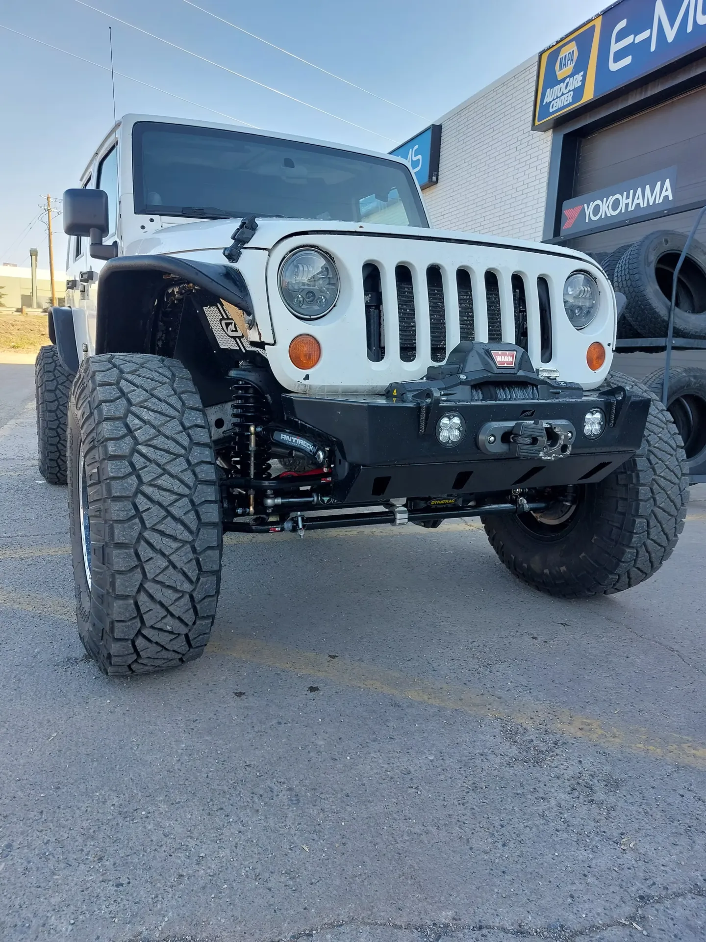 2013 Jeep JKU Dynatrac - EVO Longarm custom build at E-MORTAL CUSTOMS