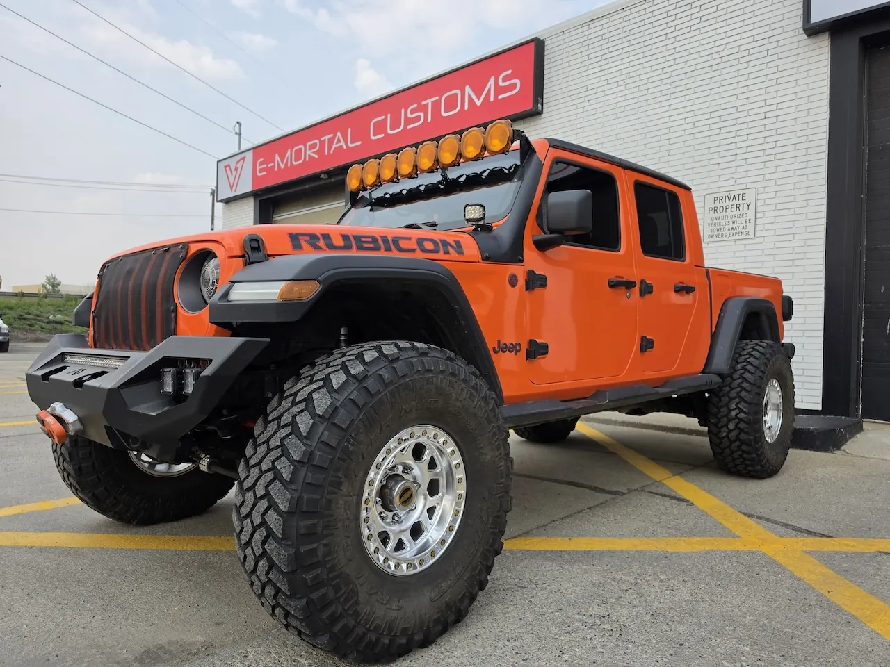 2021 Jeep Gladiator custom build at E-MORTAL CUSTOMS