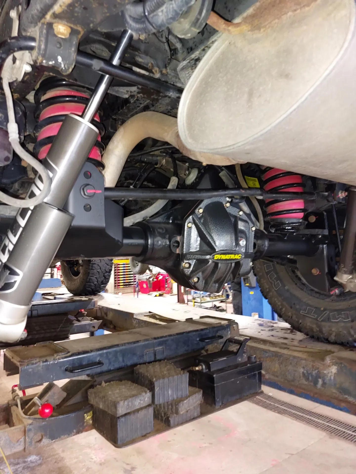 Recent shop work at E-MORTAL CUSTOMS
